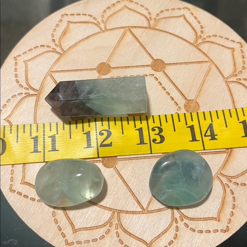 Fluorite Crystal Set (3) - Picture 2 of 5